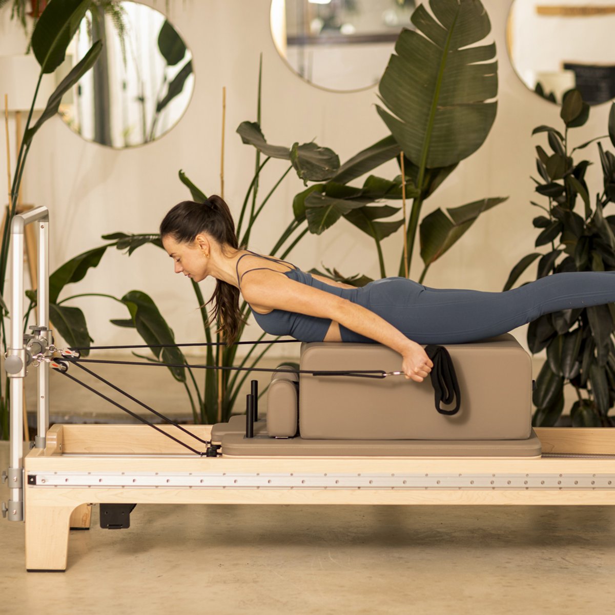Reformer Pilates Master Instructor | Elina Pilates®