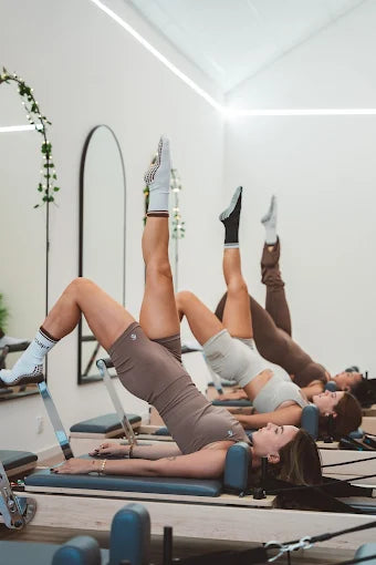 <h2>Des studios équipés, chaque mois.</h2>