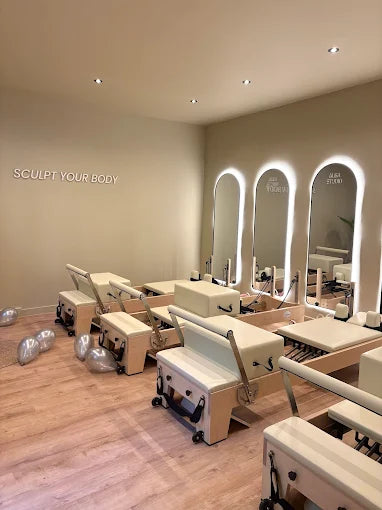 <h2>Des studios équipés, chaque mois.</h2>