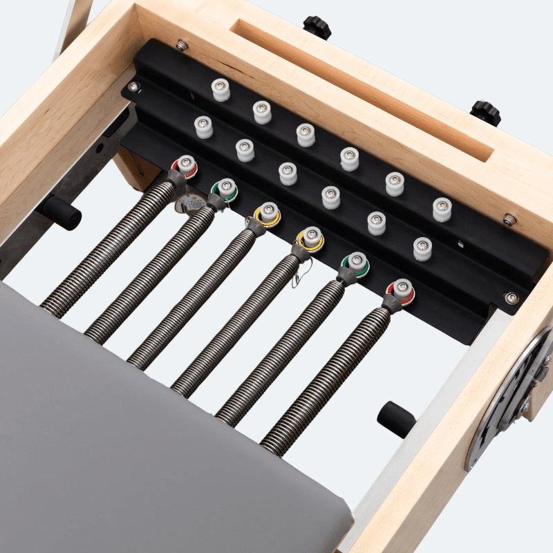 Reformer Pilates ESSENTIAL™ avec tour