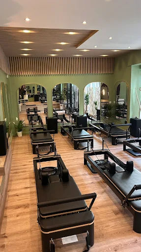 <h2>Des studios équipés, chaque mois.</h2>